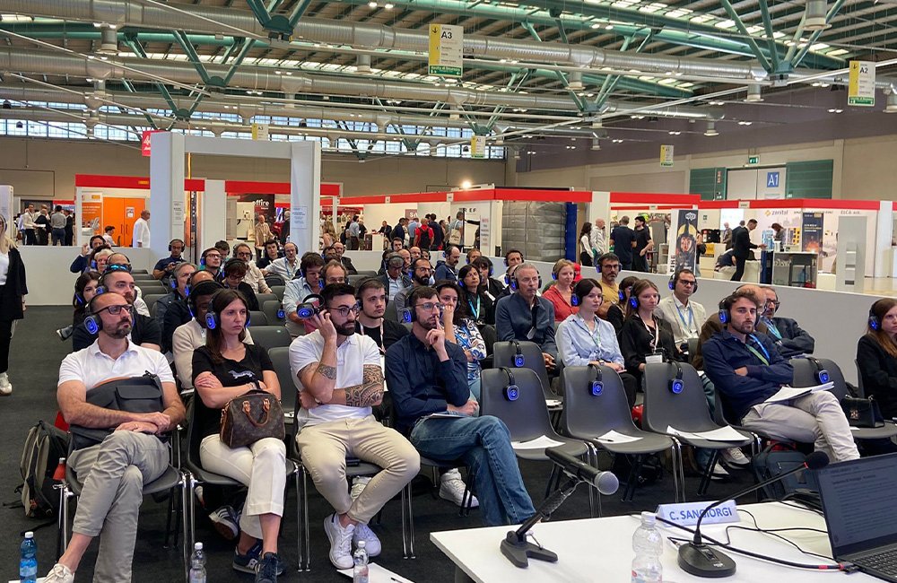 Foto di partecipanti ad un seminario tenuto da Erica Isa Mosca.